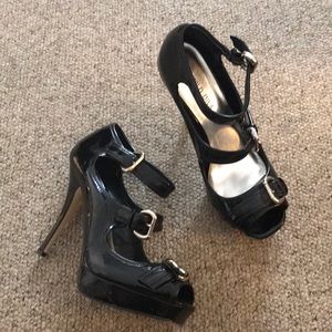 Wild diva black patent buckle heels 8